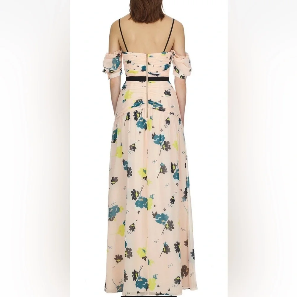 Floral Print Dress with Black Accents - Picture 2 of 10